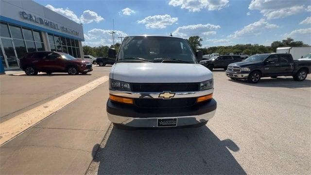 2022 chevrolet express 2500 work van