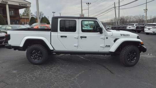 2023 Jeep Gladiator s
