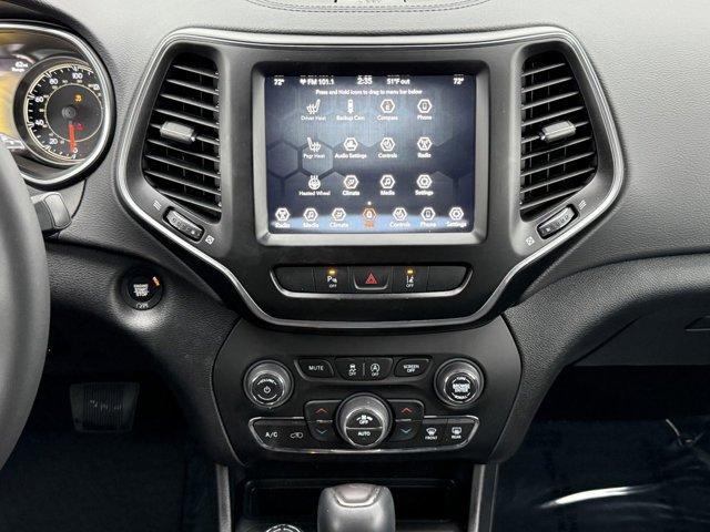 2021 jeep cherokee latitude lux