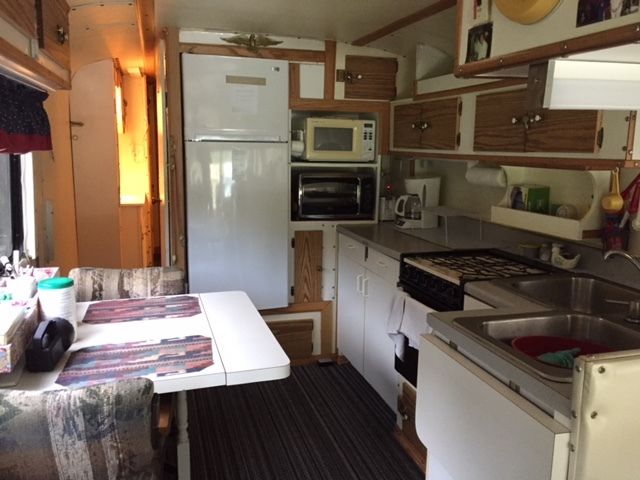1983 silver eagle bus conversion