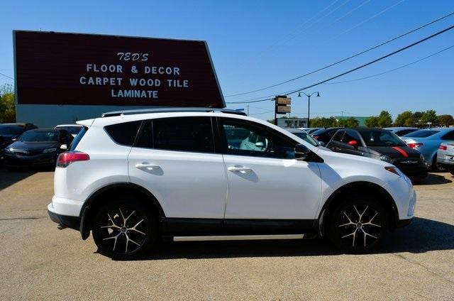 2018 toyota rav4 se