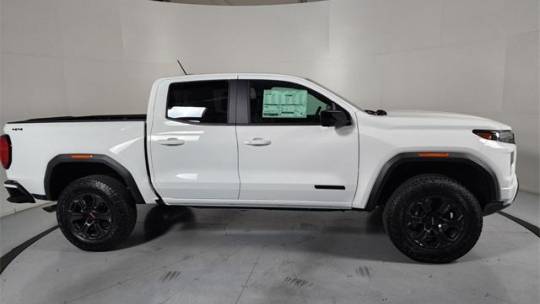 2024 GMC Canyon