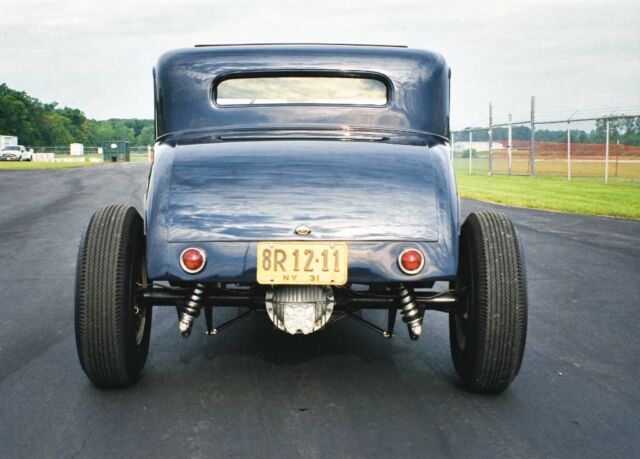 1931 pontiac five window coupe hot rod