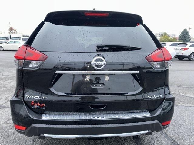 2017 nissan rogue sv