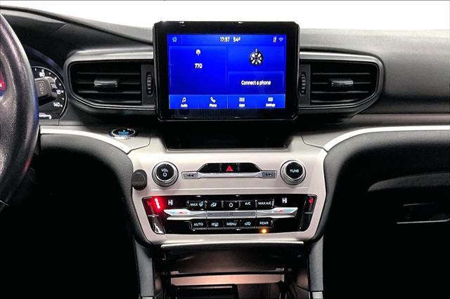 2021 ford explorer xlt