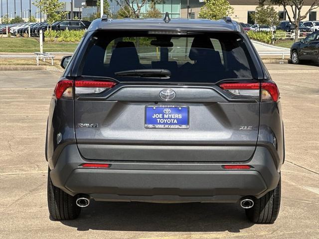 2024 toyota rav4 xle