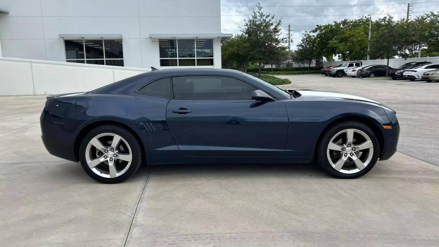 2011 chevrolet camaro lt