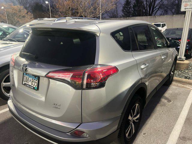 2018 toyota rav4 xle