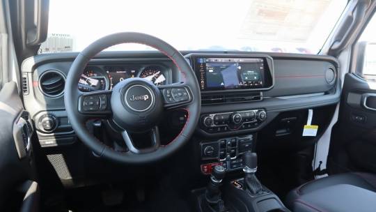 2024 Jeep Gladiator