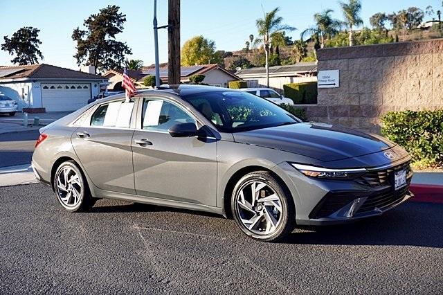 2024 hyundai elantra hev limited
