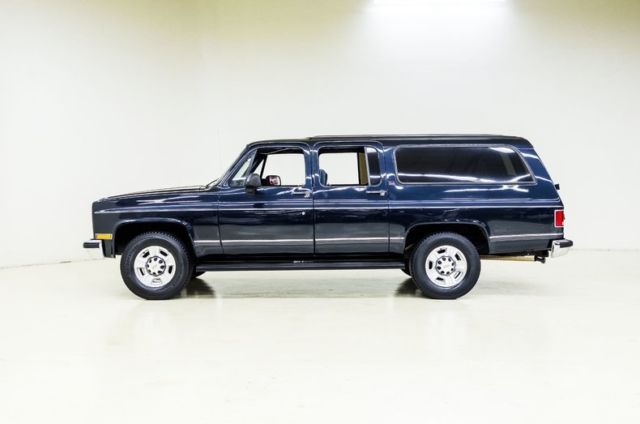 1991 gmc suburban 152981 miles midnight blue metallic suv 8 cylinder engine 7.4