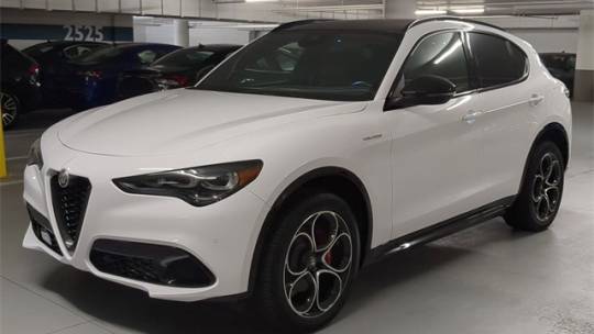 2024 Alfa Romeo Stelvio