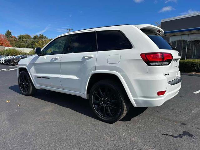 2021 jeep grand cherokee laredo