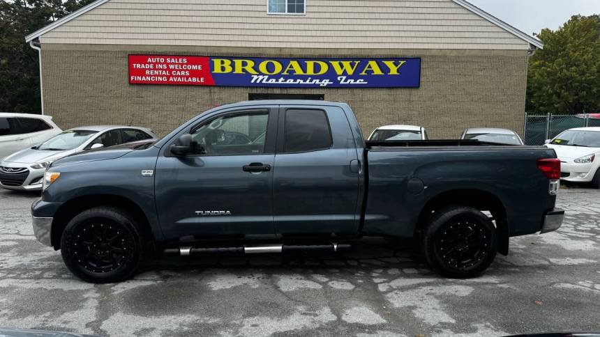 2010 toyota tundra grade
