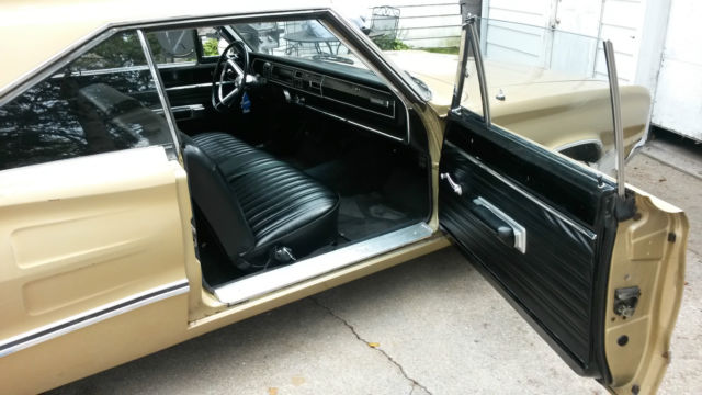1967 dodge coronet 440 hardtop 2-door 3.7l