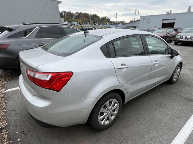 2013 kia rio lx