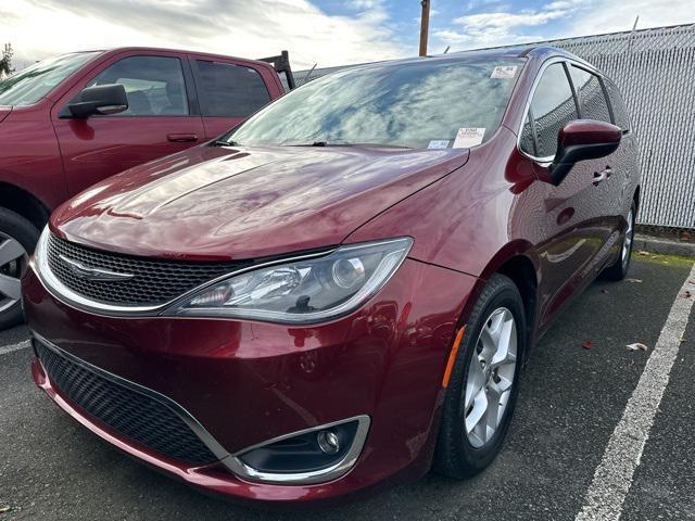 2017 chrysler pacifica touring