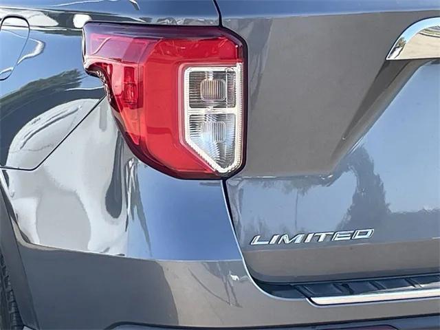 2022 ford explorer limited