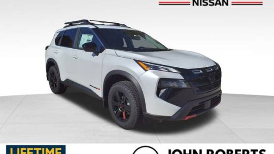 2025 Nissan sv
