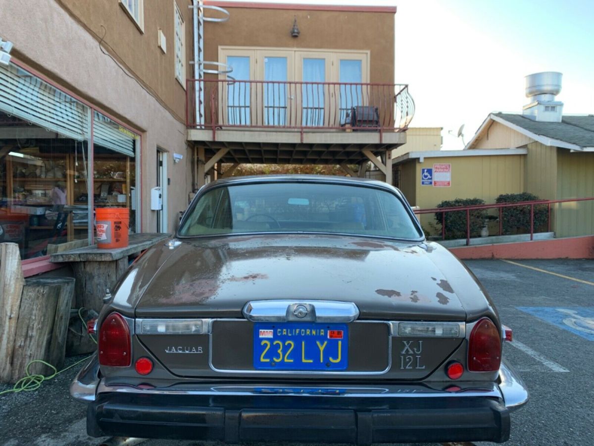 1974 jaguar xj12 - original paint - one owner