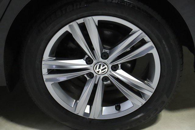 2019 volkswagen jetta 1.4t r-line
