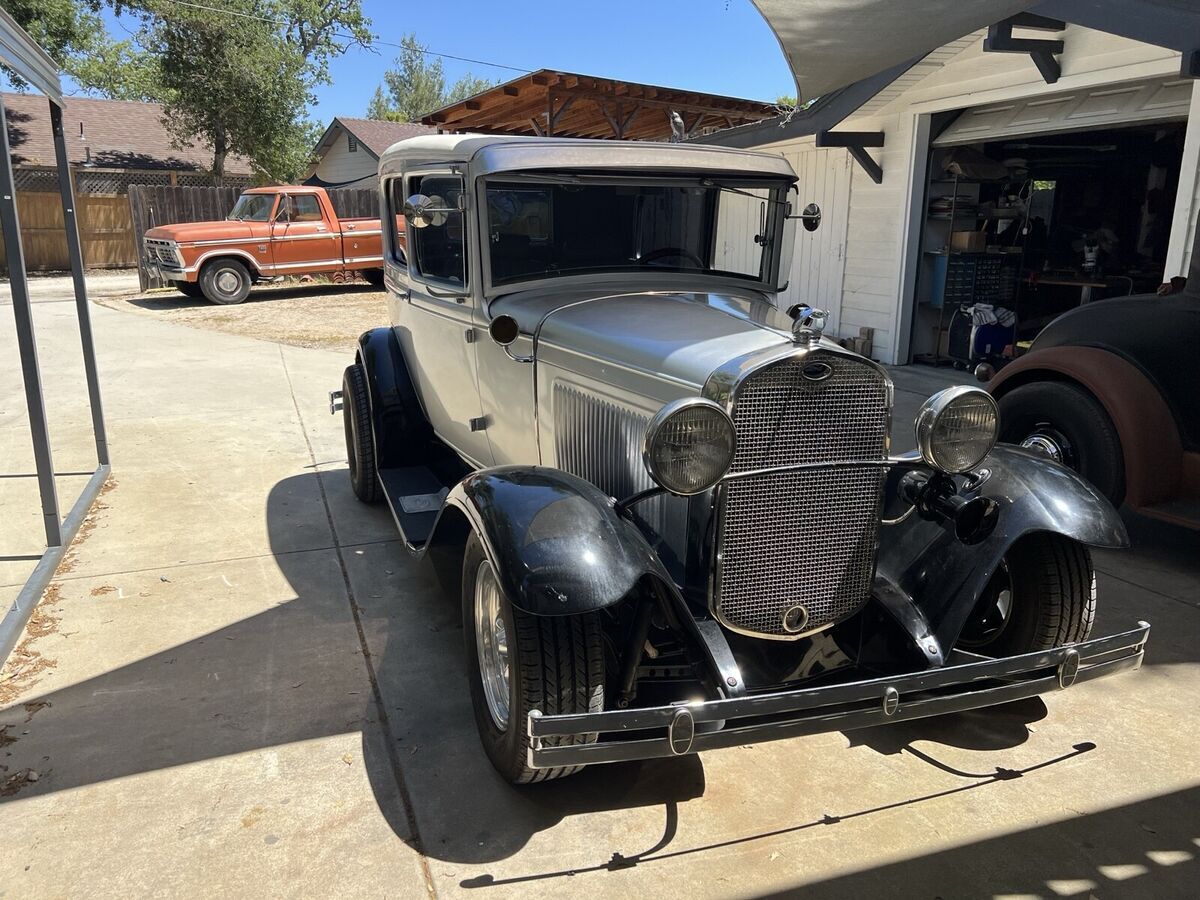 1931 ford model a sedan grey