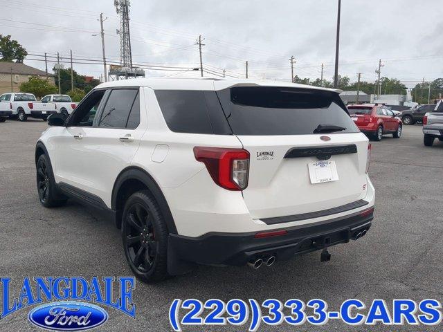 2022 ford explorer st