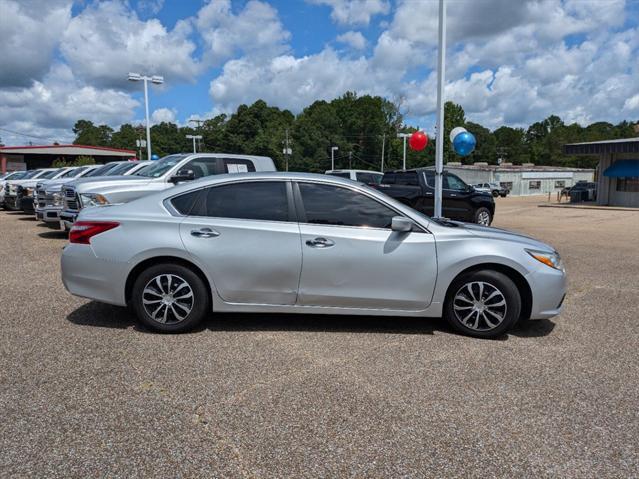 2017 nissan altima 2.5 s