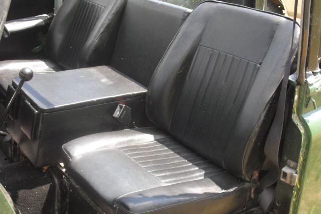 many clues that this was a british military vehicle
