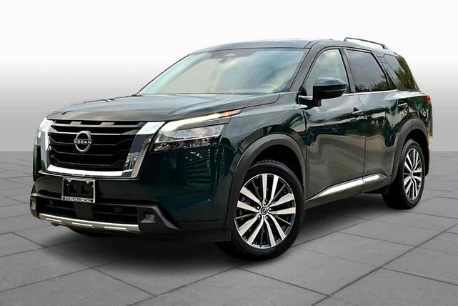 2022 nissan pathfinder platinum