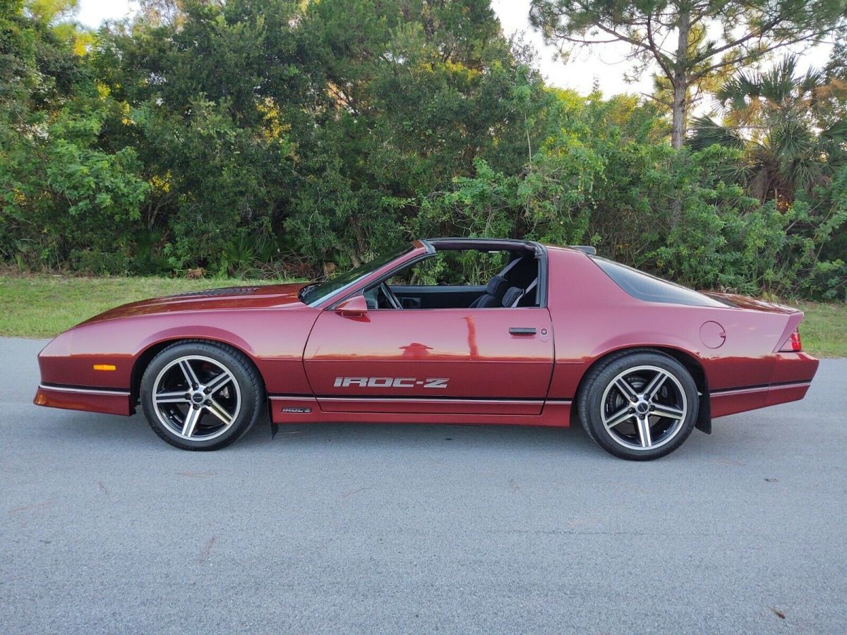 very nice and clean 1986 chevrolet iroc z/28 up for sale