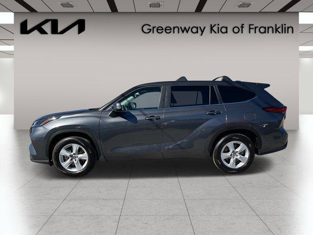 2023 toyota highlander l