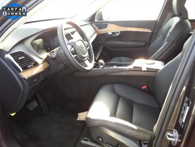 2024 volvo xc90 b5 plus bright theme