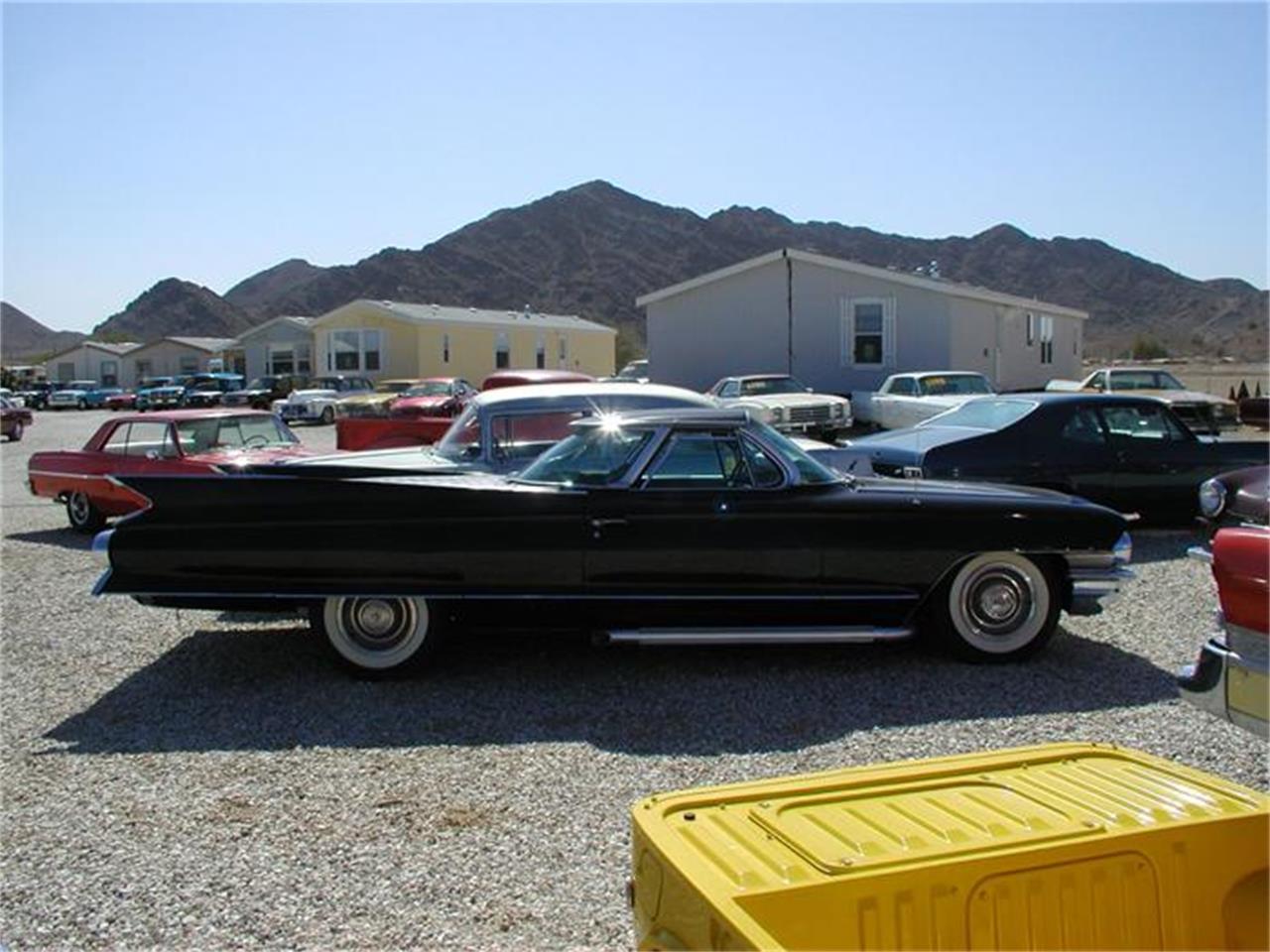 1961 cadillac 4-dr sedan