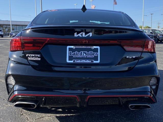 2022 kia forte gt