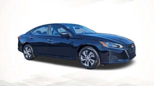 2025 Nissan Altima