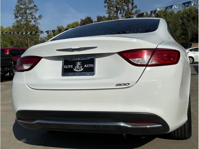 2015 chrysler 200 limited