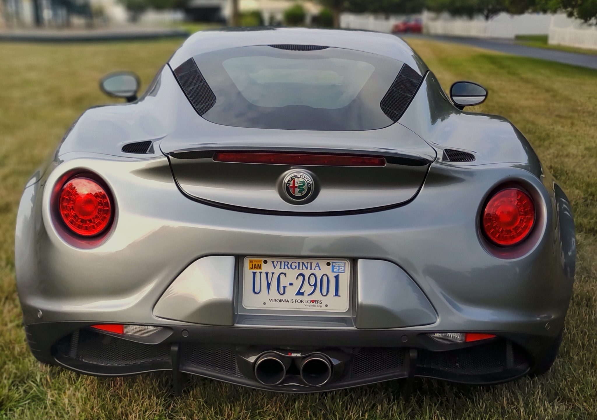 2017 alfa romeo 4c coupe