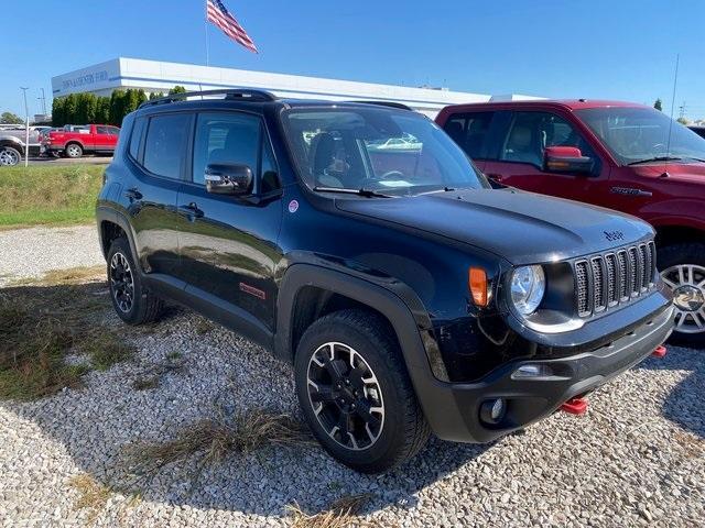 2023 jeep renegade trailhawk