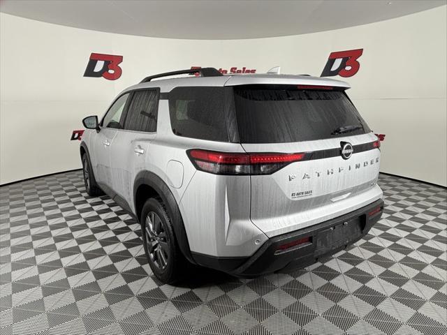 2023 nissan pathfinder sv