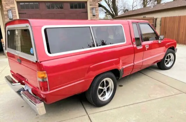 1985 toyota 4runner pickup red rwd automatic xtracab sr5
