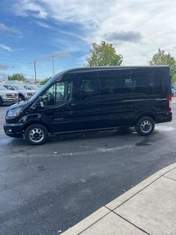 2024 ford transit-250 148 wb medium roof cargo