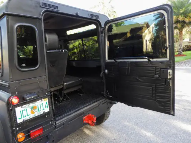 1990 land rover defender 90 in stealth black in amazing condition!