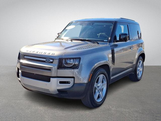 2023 land rover defender se