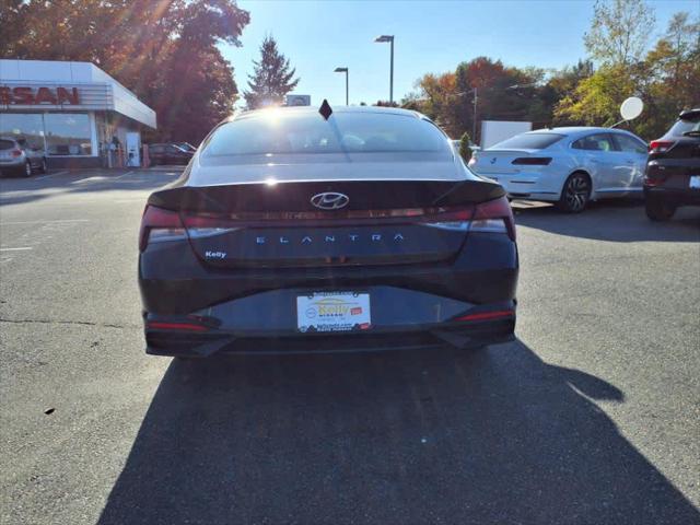 2022 hyundai elantra sel