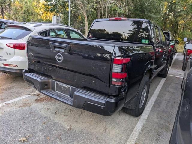 2022 nissan frontier s