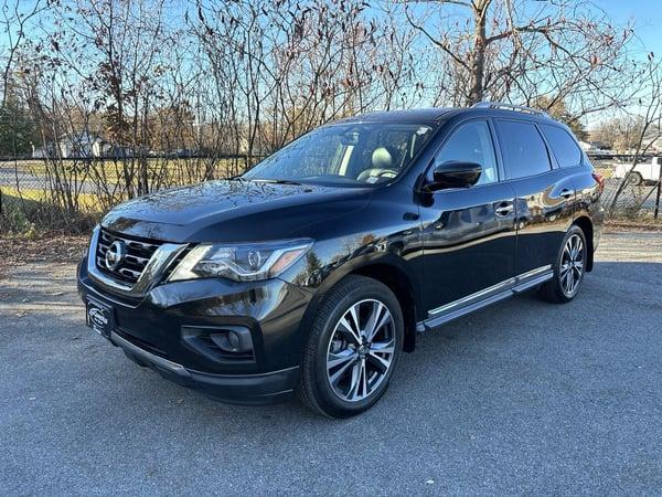 2019 nissan pathfinder in northwoods, illinois