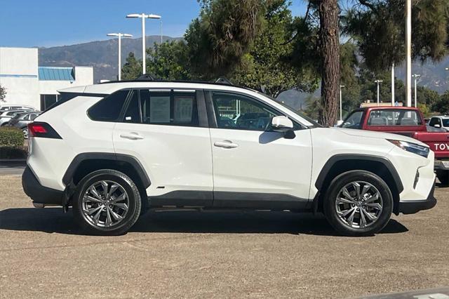 2022 toyota rav4 hybrid xle premium