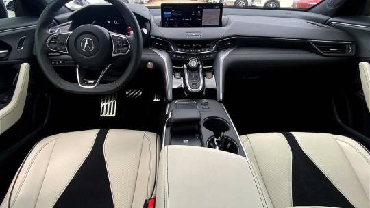 2025 Acura TLX