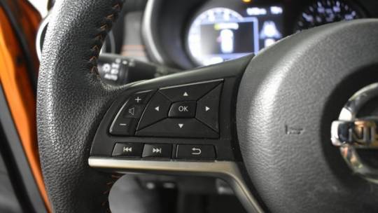 2021 nissan kicks sr